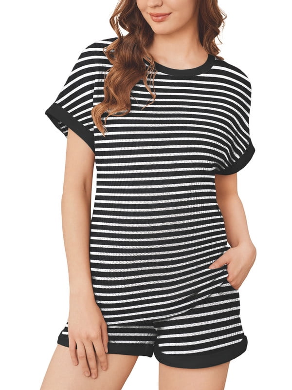 Weardear Maternity Outfits Set 2 Piece Matching Sets Waffle Knit Raglan Short Sleeve Tops and Shorts with Pockets Casual Pregnancy Loungewear